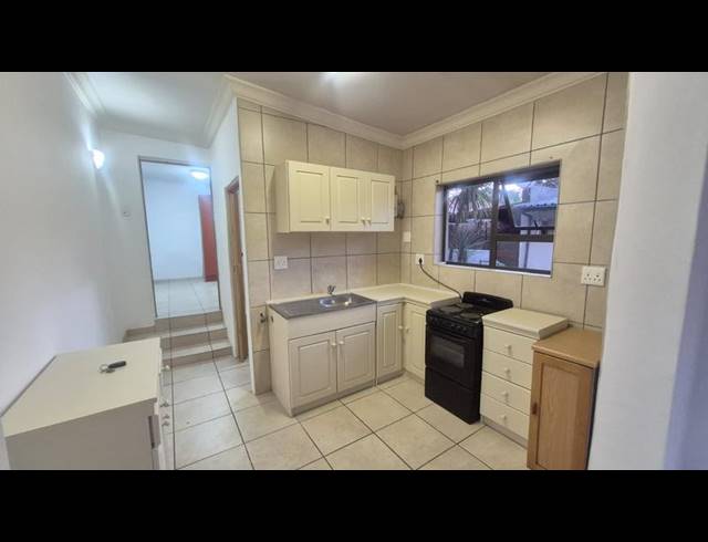 1 BEDROOM PROPERTY TO RENT IN HAMBERG